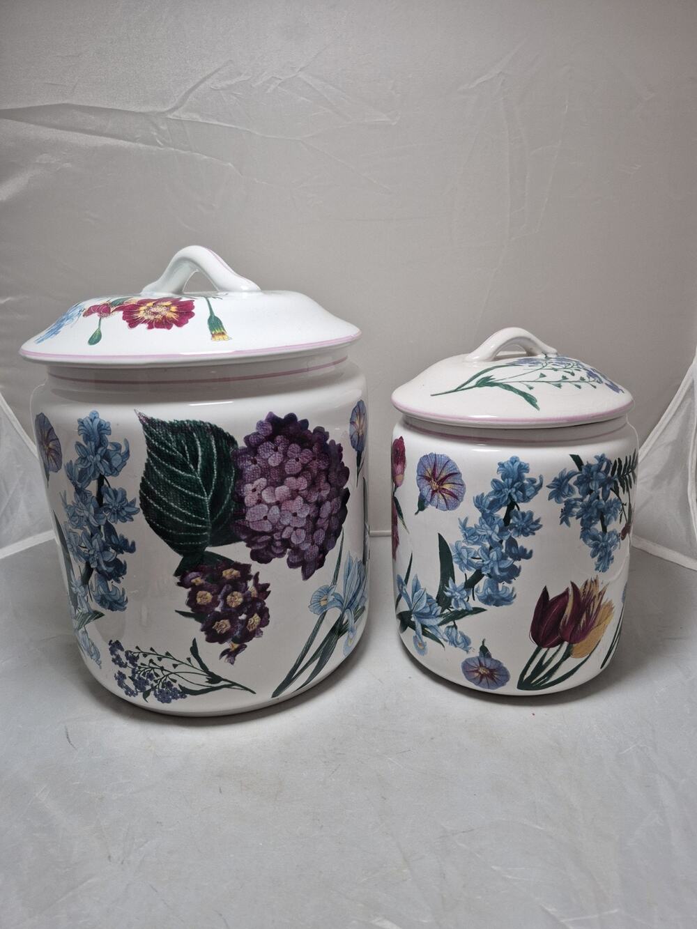 💥 Williams-Sonoma R.B. Bernarda Portugal Canisters - Set of 2 Floral Design